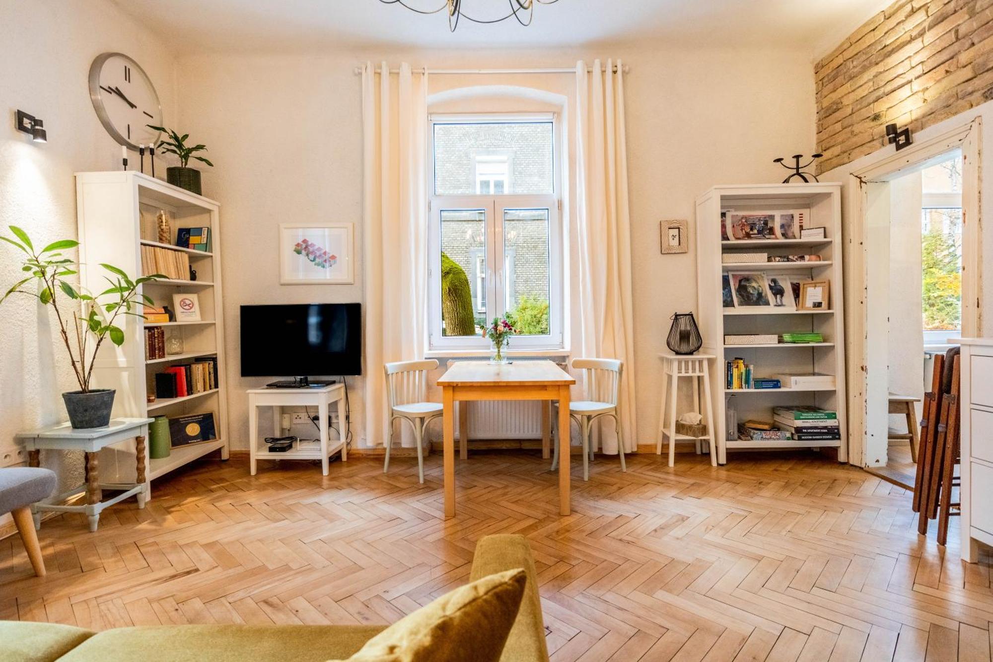 Historical Wine Apartment Братислава Экстерьер фото
