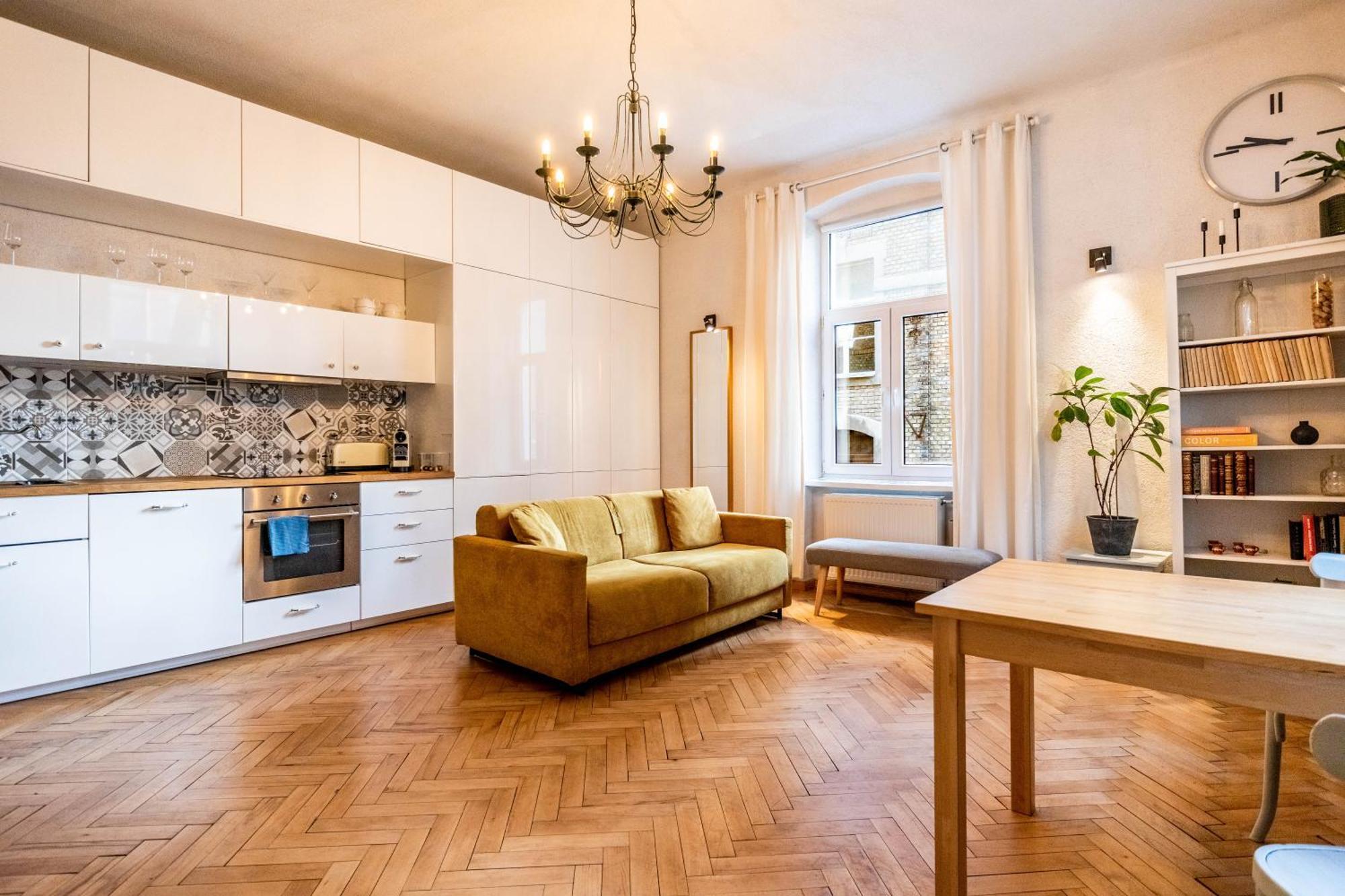 Historical Wine Apartment Братислава Экстерьер фото